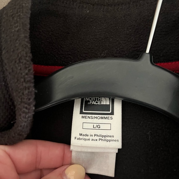 Men’s north face jacket size large - Picture 3 of 3